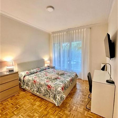 Villarroel Habitaciones Barcelona Ngoại thất bức ảnh