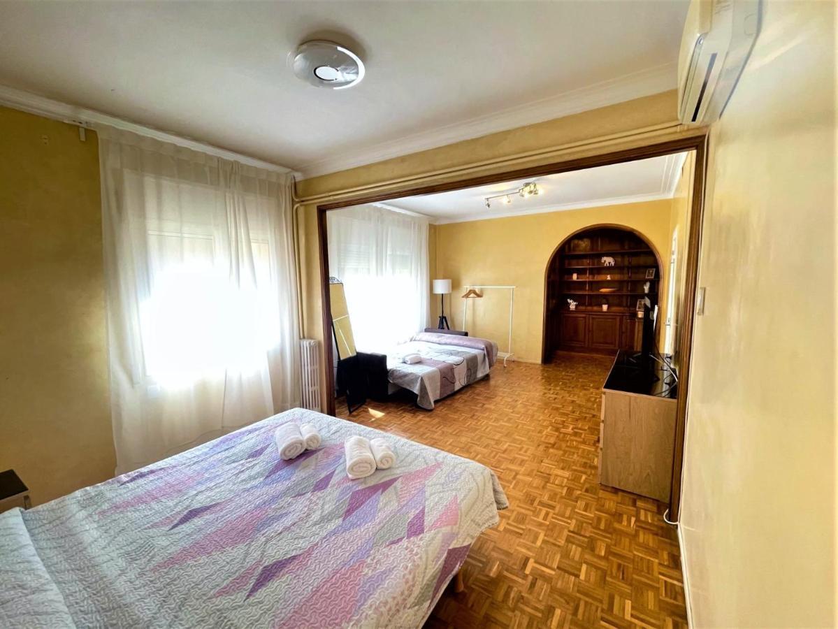 Villarroel Habitaciones Barcelona Ngoại thất bức ảnh