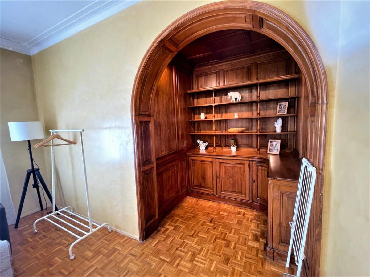 Villarroel Habitaciones Barcelona Ngoại thất bức ảnh